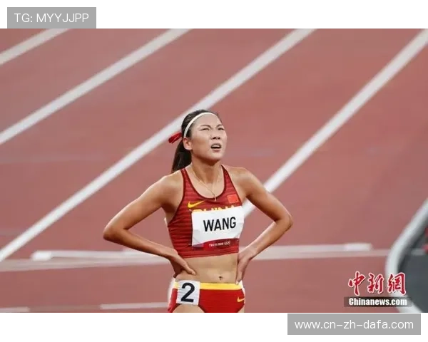 女子800米决赛激战正酣 速度与耐力的巅峰对决全程回顾